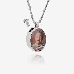 Collana Ovale in Argento per Ceneri – Gioielleria Commemorativa